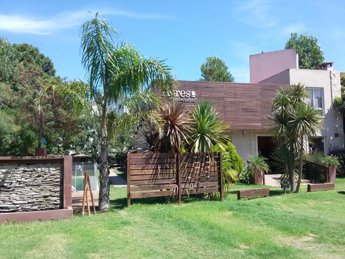 Ayres Village Apart Pinamar Exteriör bild